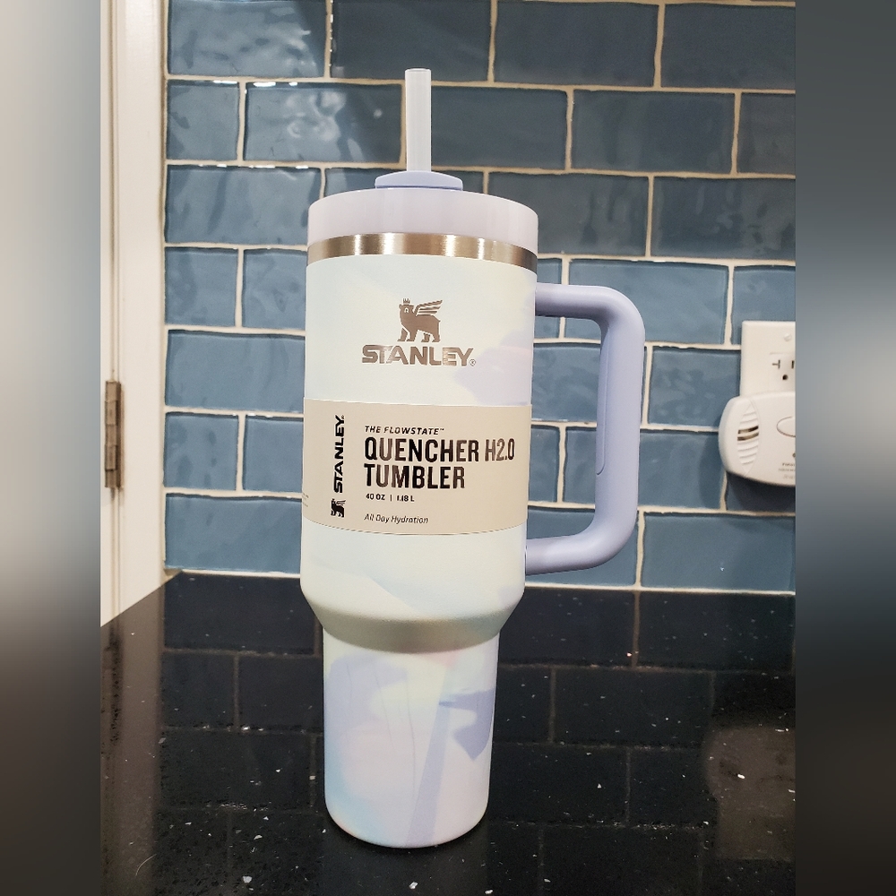 Cool Serene Brushstrokes 40oz Stanley